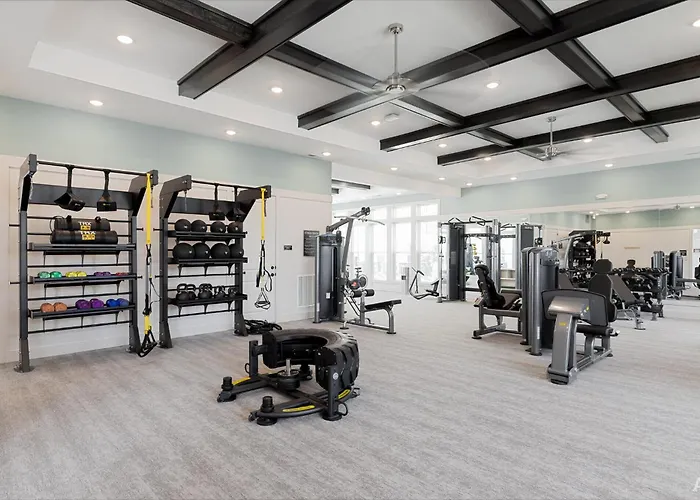 Complete Vibrant Apartment 10 Min To Parks Pet-Friendly Resort-Style Amenities